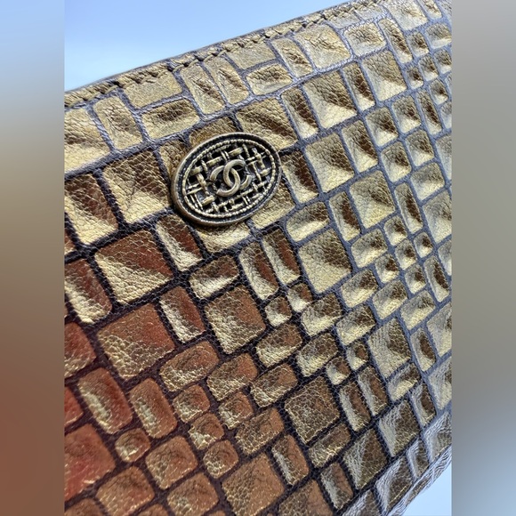 Rare Chanel Bronze Mosaic Pattern Wallet - Picture 2 of 9